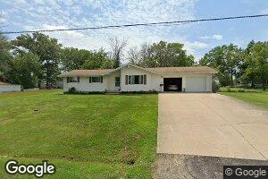 201 W Monticello St, Edina, MO 63537