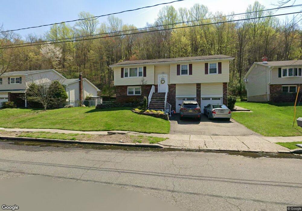 116 Molinari Dr, Wanaque, NJ 07465 - photo 1
