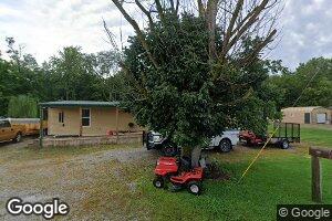 105 W Elizabeth St, Farina, IL 62838