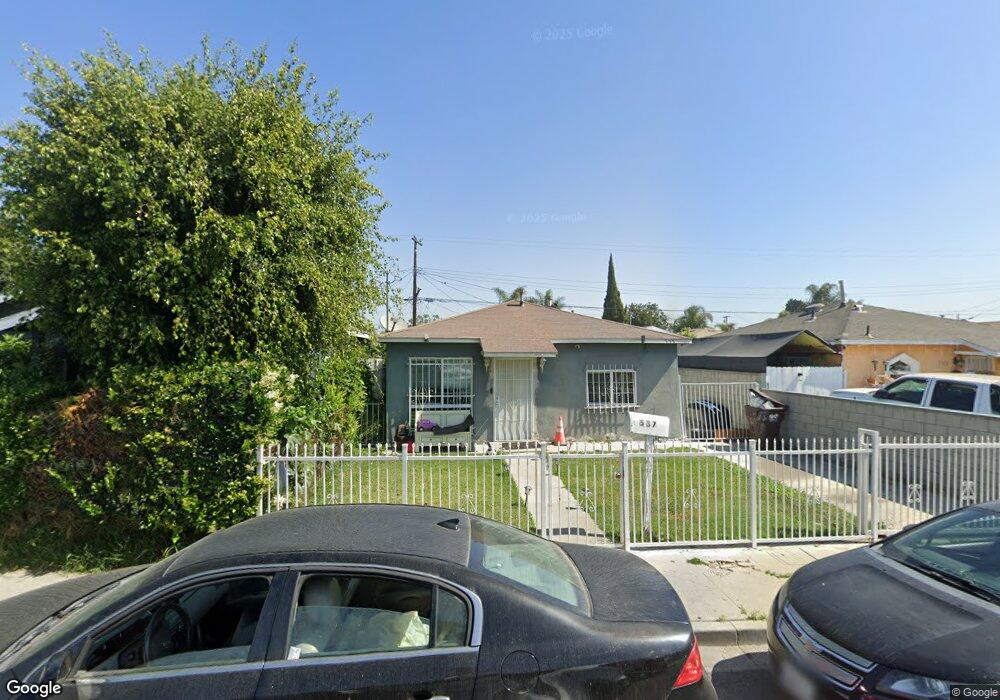 537 W Plum St, Compton, CA 90222 - photo 1