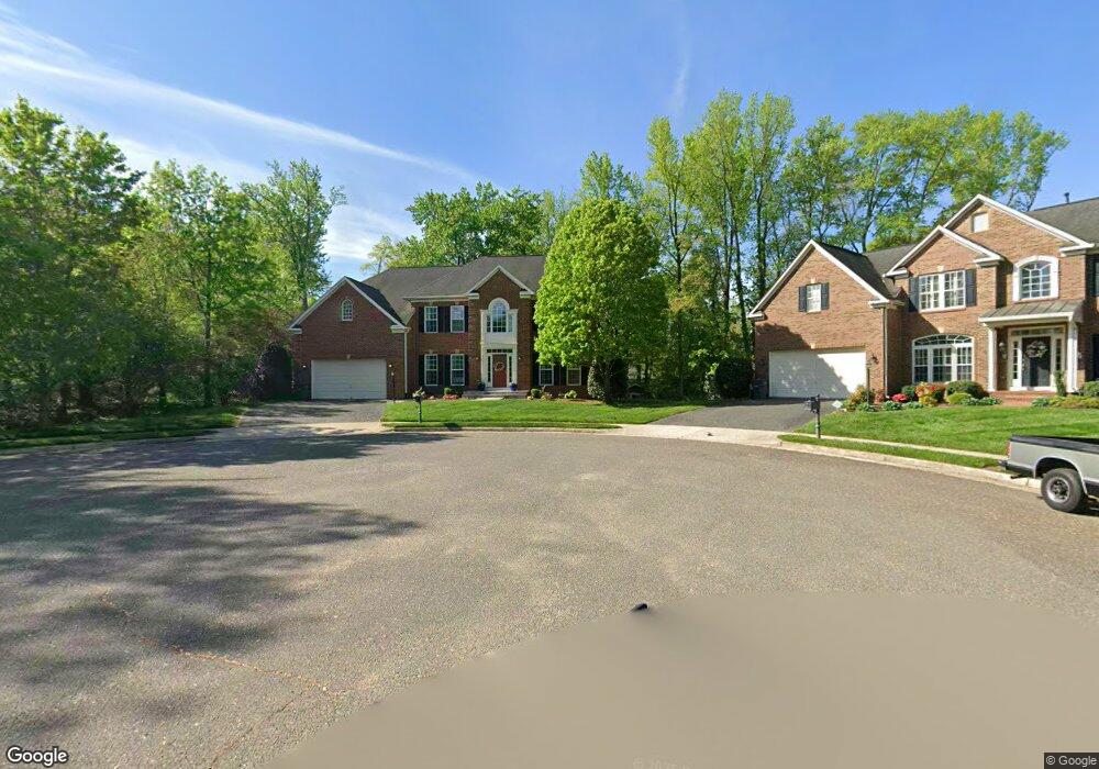 8299 Glen Cove Ct, Alexandria, VA 22308 - photo 1