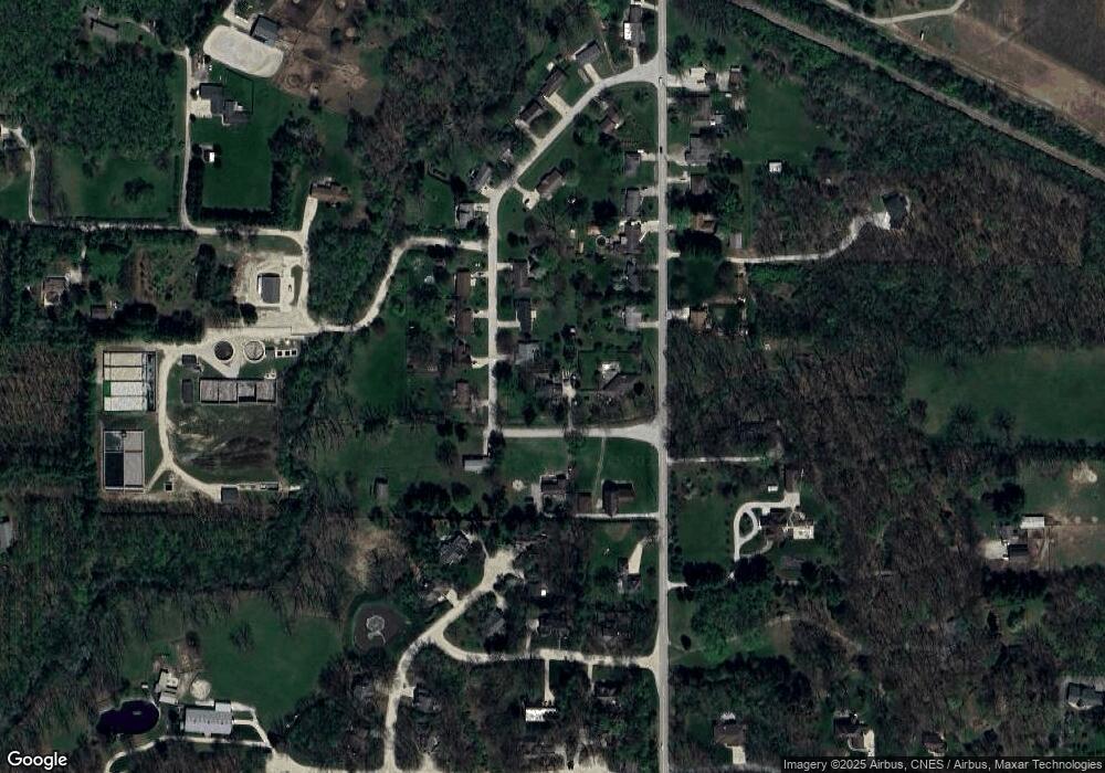 4010 Bridle Ln, West Lafayette, IN 47906 - photo 1