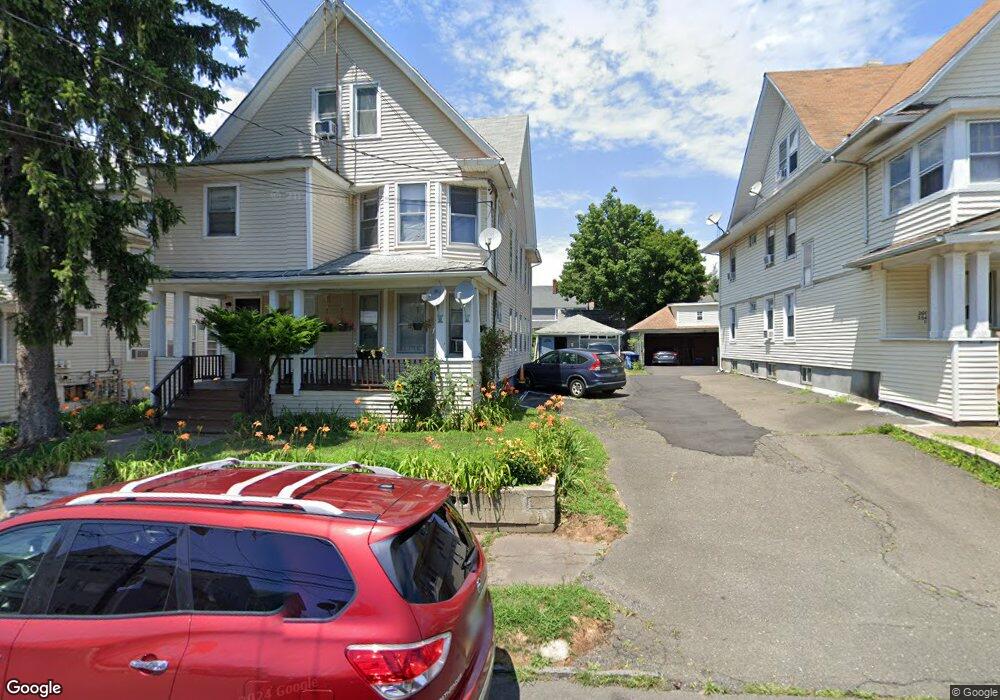 272 Bronx Ave, Bridgeport, CT 06606 - photo 1