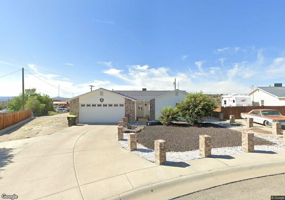 1310 Plumtree Cir, Bloomfield, NM 87413 - photo 1