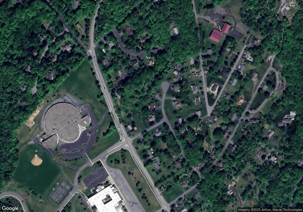 2011 Linwood Dr, Stroudsburg, PA 18360 - photo 1