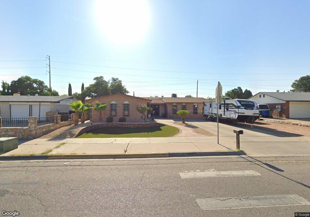 1828 Dale Douglas Dr, El Paso, TX 79936 - photo 1