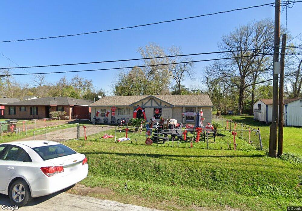 4504 Los Angeles St, Houston, TX 77026 - photo 1
