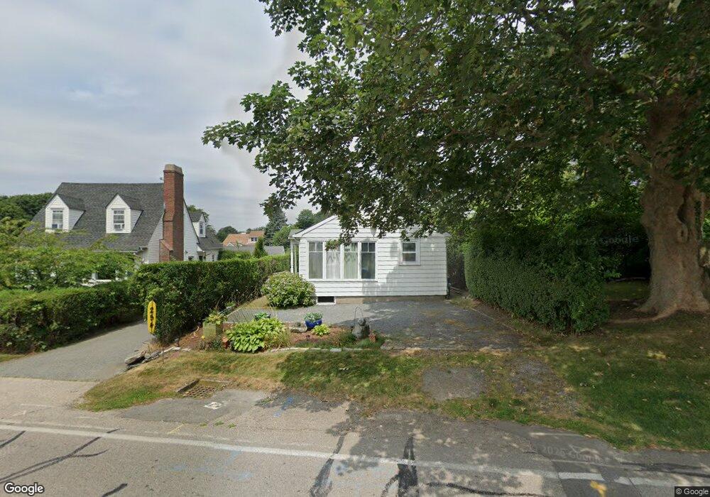 254 Purgatory Rd unit 1, Middletown, RI 02842 - photo 1