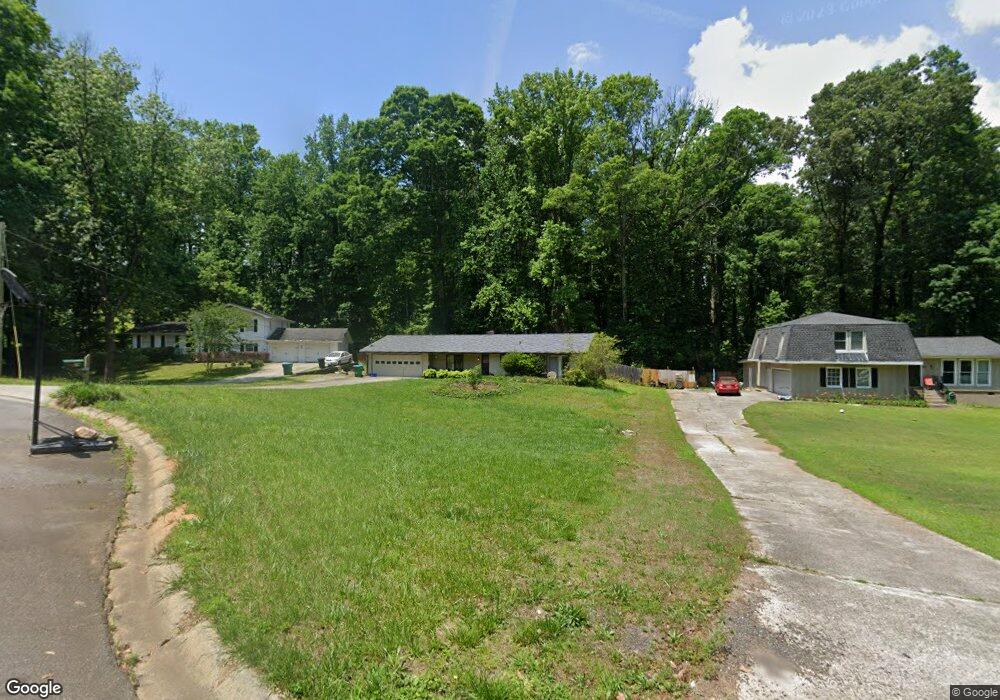 1139 Timberland Dr SW, Lilburn, GA 30047 - photo 1