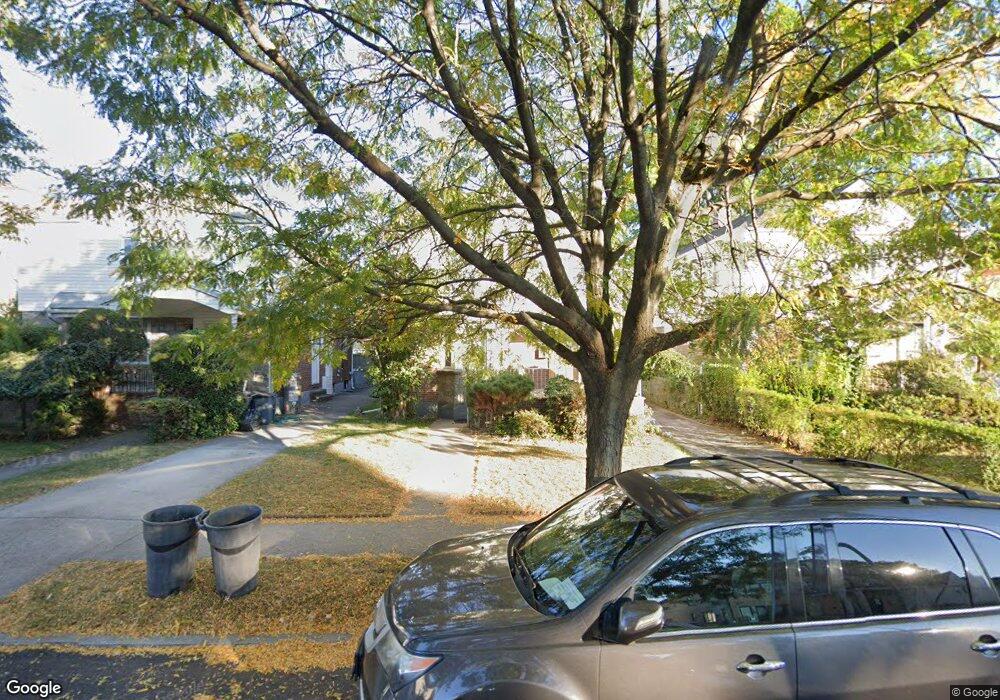 17653 80th Rd, Jamaica, NY 11432 - photo 1