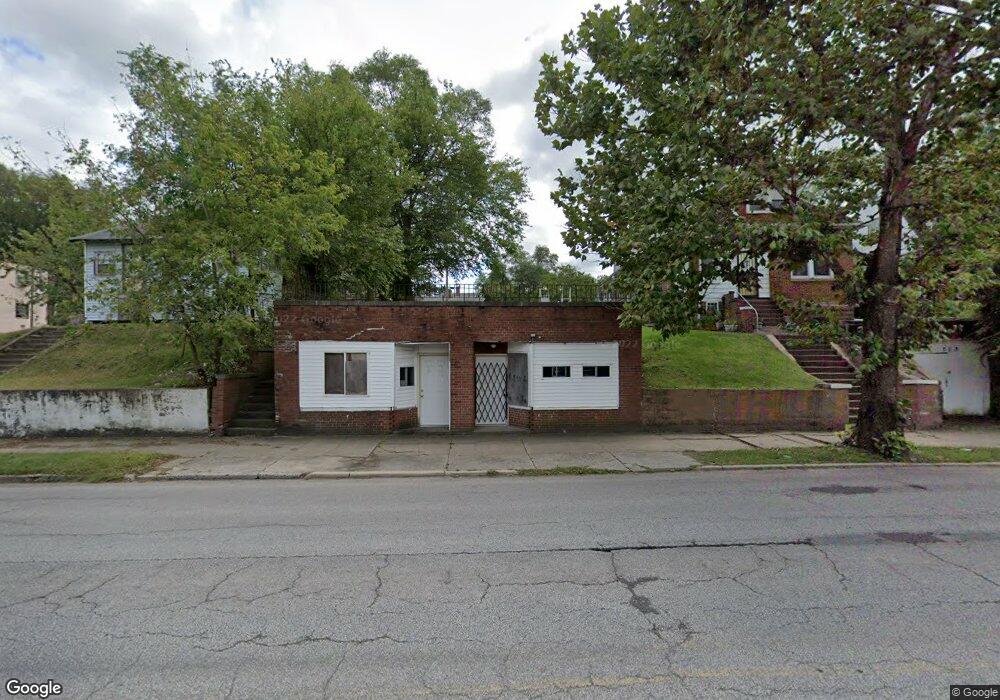 703 W Ridge Rd, Gary, IN 46408 - photo 1