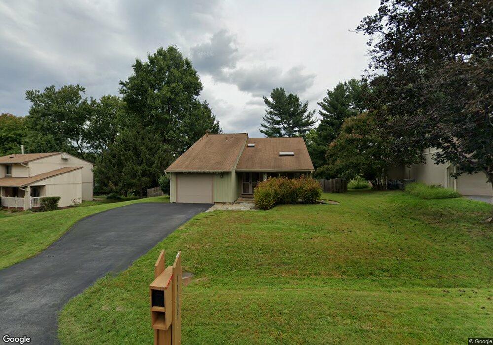 11605 Piney Lodge Rd, North Potomac, MD 20878 - photo 1