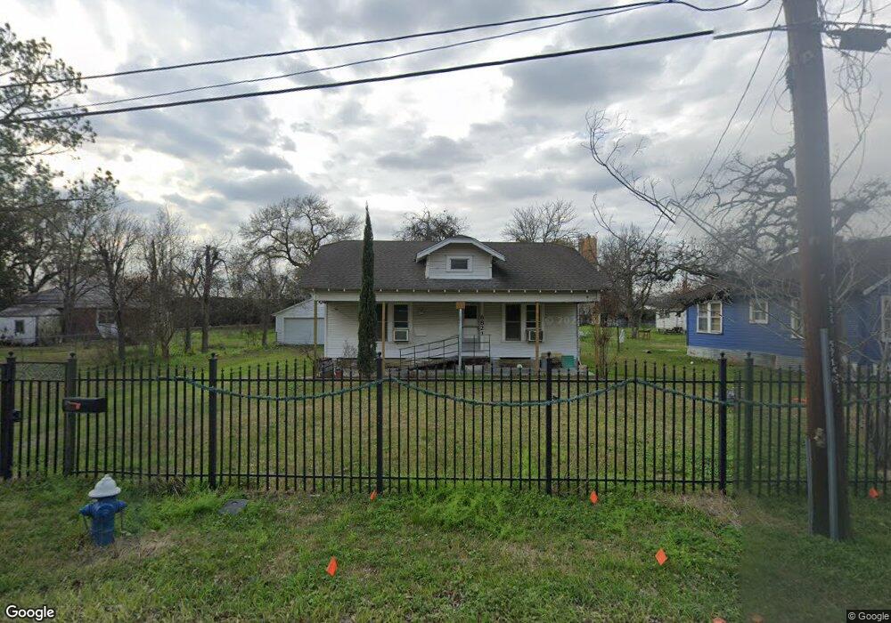 6821 Donlen St, Houston, TX 77022 - photo 1