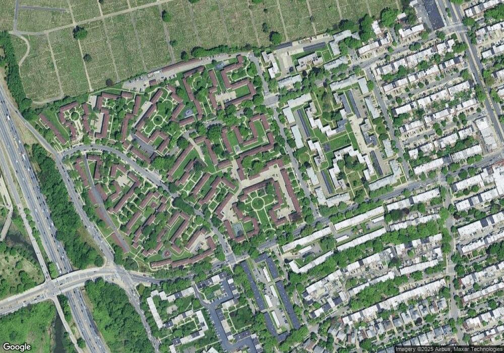 6926 138th St unit B, Flushing, NY 11367 - photo 1