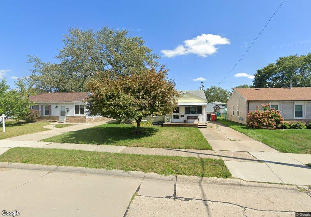 25284 Wiseman St, Roseville, MI 48066 - photo 1