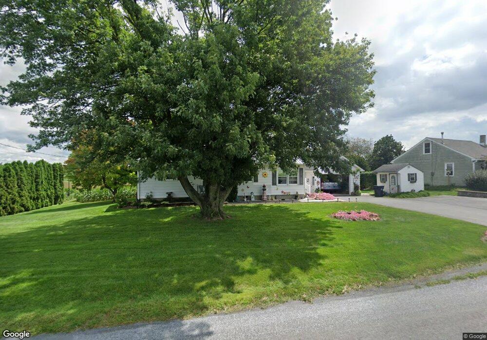 25 N Weavertown Rd, Ronks, PA 17572 - photo 1