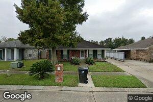 2443 Daniel Dr, Violet, LA 70092