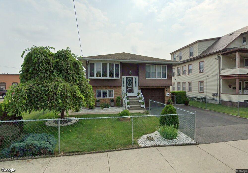 222 Hubbard St, Ludlow, MA 01056 - photo 1