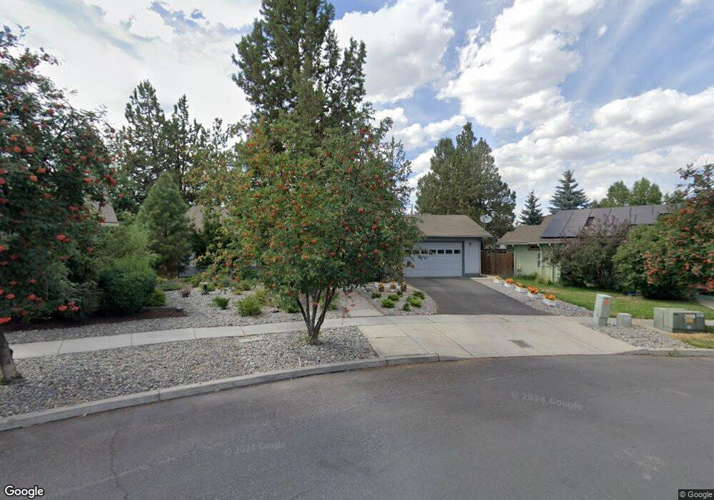 61153 Larkspur Loop, Bend, OR 97702 - photo 1