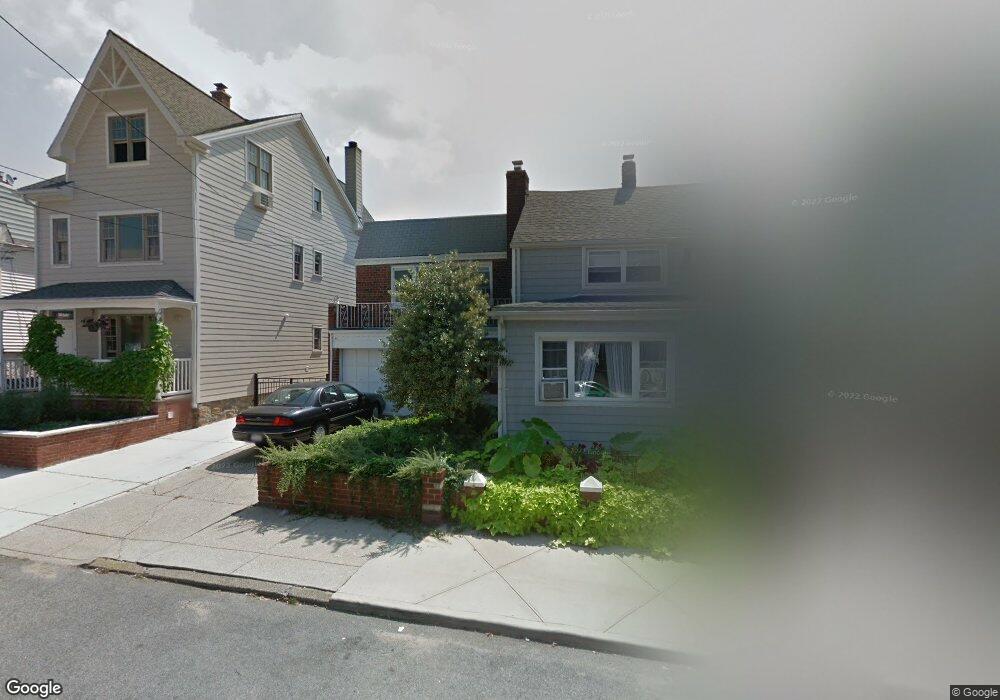 66-30 54th Ave unit 2F, Maspeth, NY 11378 - photo 1