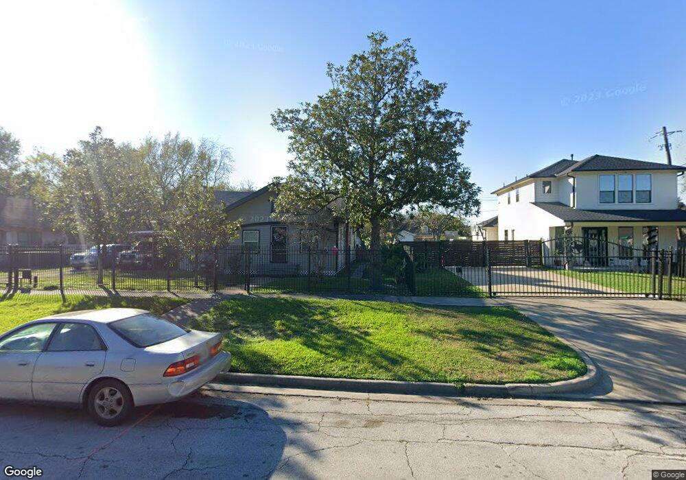 4004 Erie St, Houston, TX 77087 - photo 1