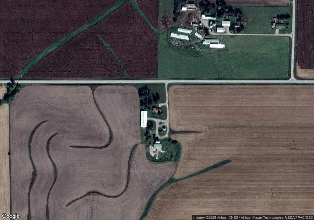 5595 N 99th Ave E, Newton, IA 50208 - photo 1