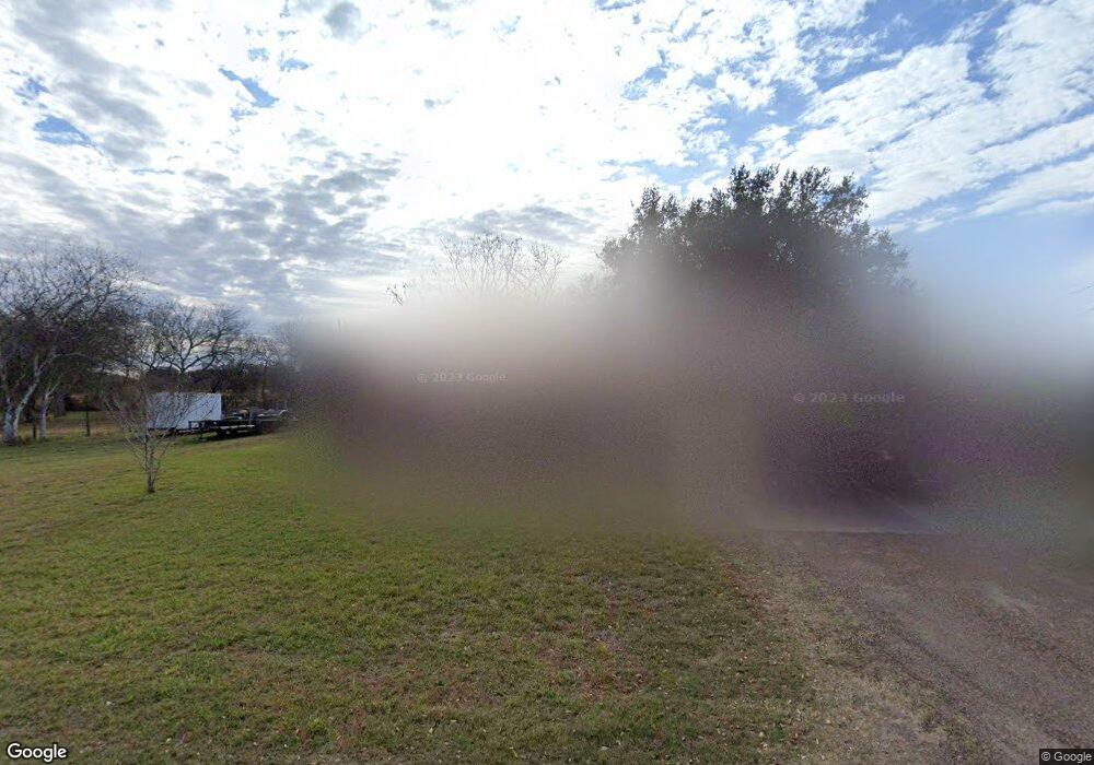 2622 Tonya Ln, Beeville, TX 78102 - photo 1