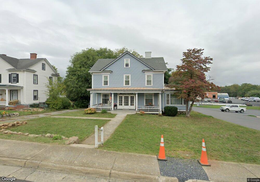 229 E Main St, Luray, VA 22835 - photo 1