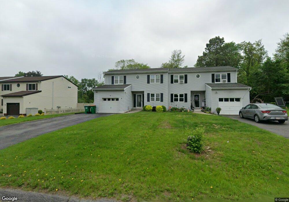 9 Fieldstone Blvd, Wappingers Falls, NY 12590 - photo 1