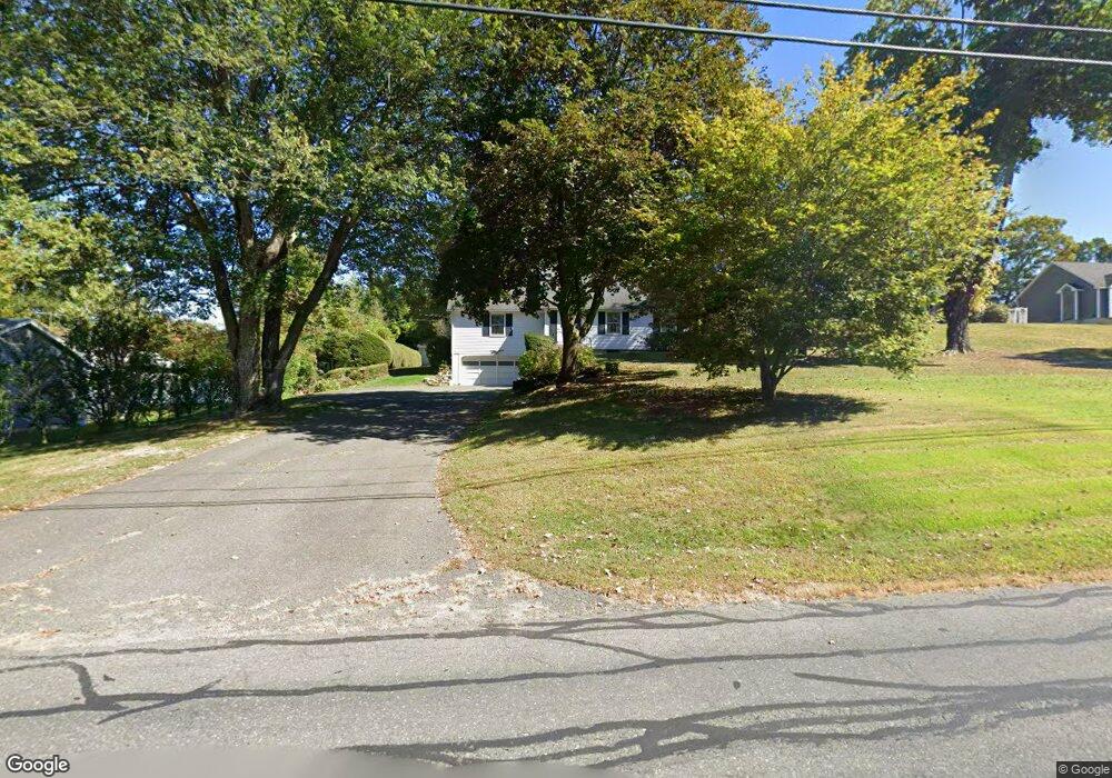 1392 Amostown Rd, West Springfield, MA 01089 - photo 1