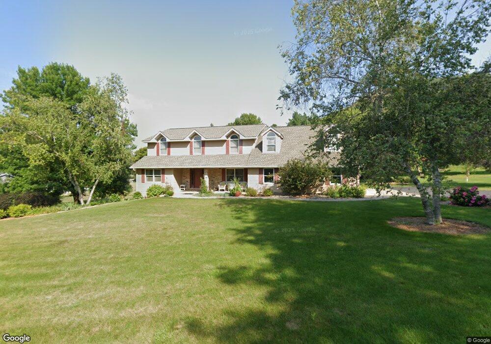 2198 Clinton Dr, Winona, MN 55987 - photo 1