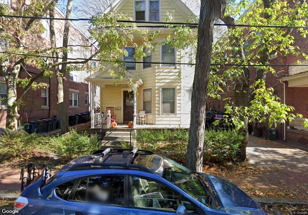 15 Fairfield St unit 3, Cambridge, MA 02140 - photo 1