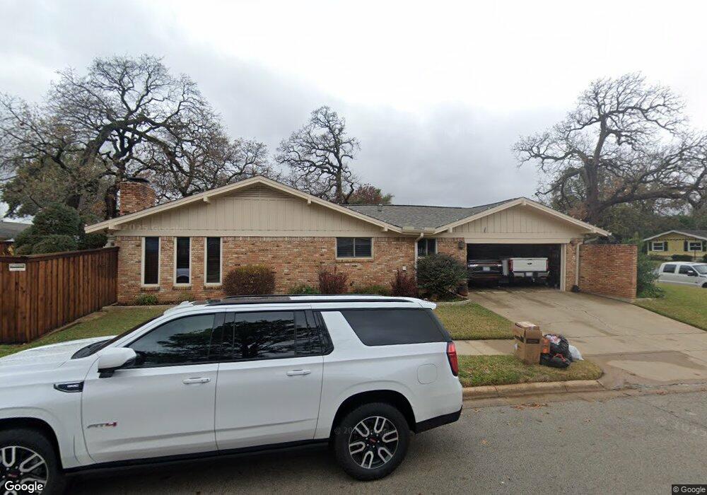401 Brookview Dr, Hurst, TX 76054 - photo 1