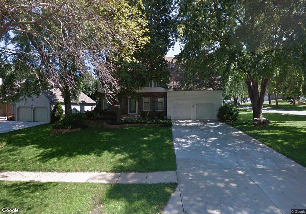 8411 Acuff Ln, Lenexa, KS 66215 - photo 1