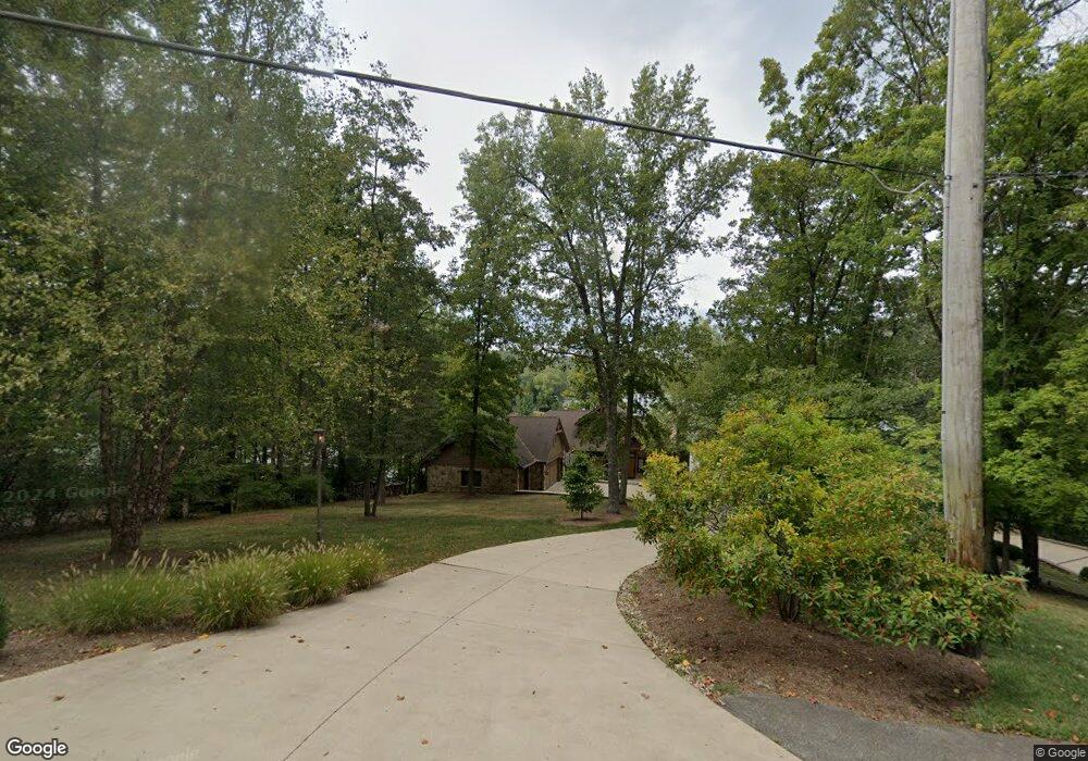 5291 S Poplar Dr, Columbus, IN 47201 - photo 1