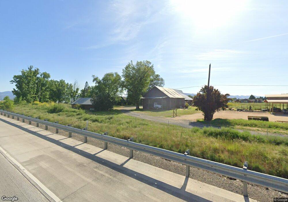 983 E Vilas Rd, Central Point, OR 97502 - photo 1