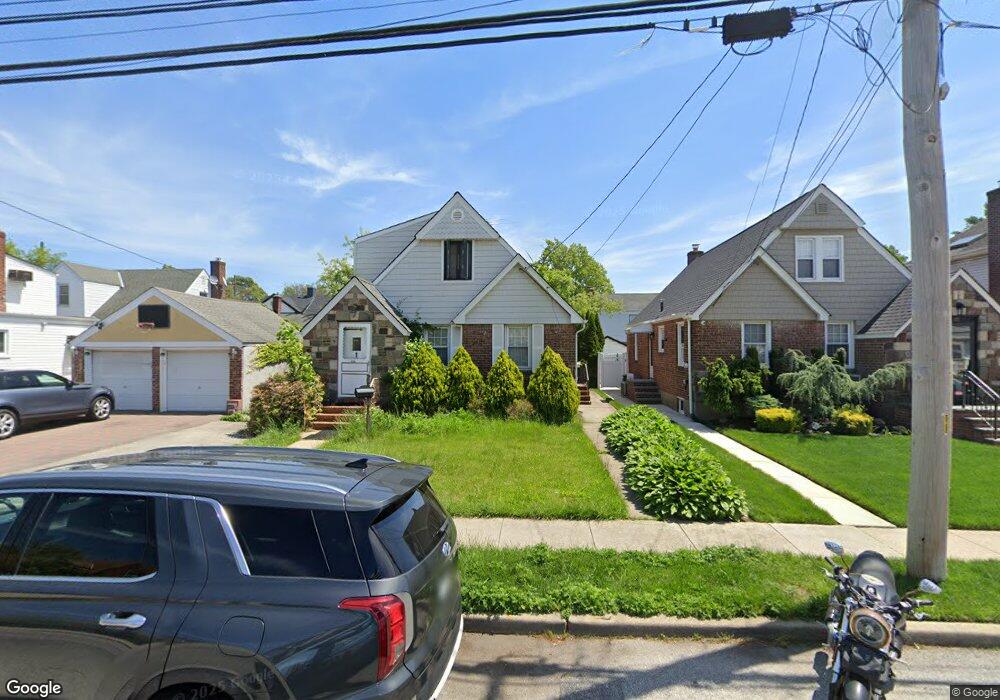 133 James St, Franklin Square, NY 11010 - photo 1