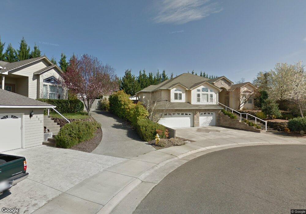 518 Ridgeway Cir, Central Point, OR 97502 - photo 1