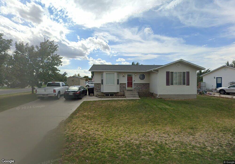 1112 E 30 S, Hyrum, UT 84319 - photo 1