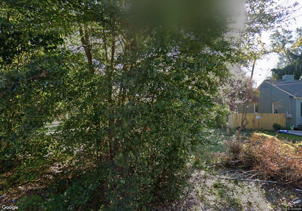 126 Elm Cir, Savannah, GA 31404 - photo 1