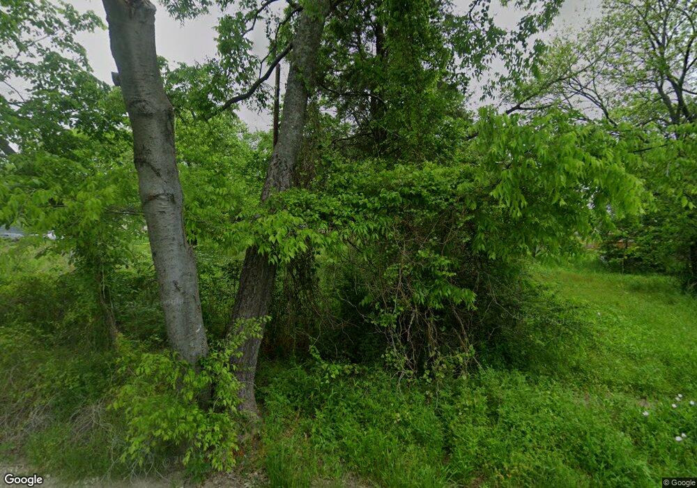 615-619 E 2nd St, Bonham, TX 75418 - photo 1