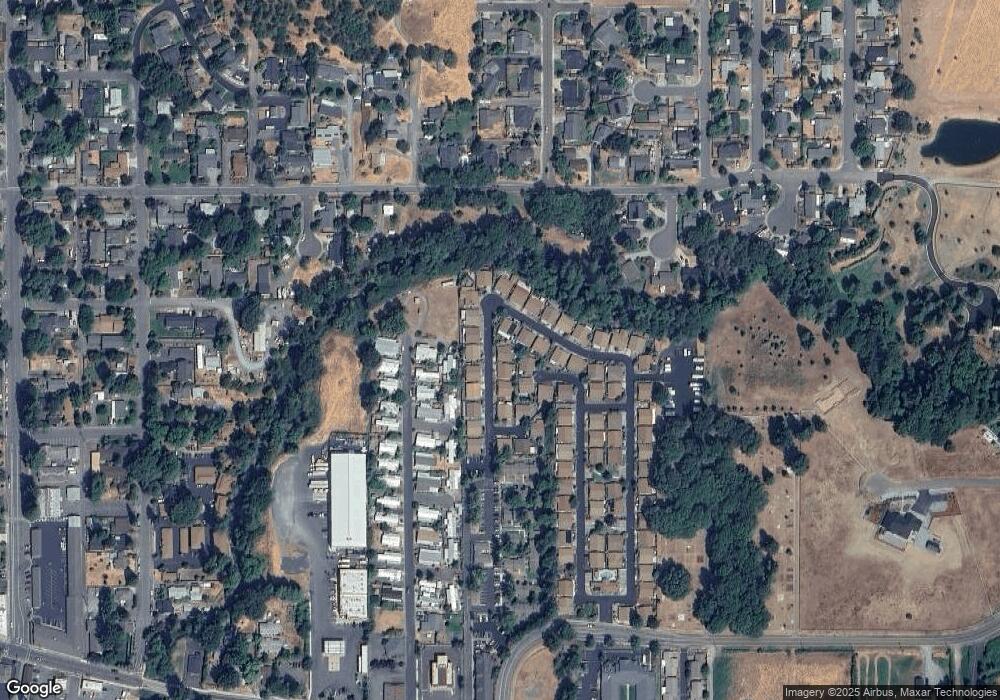 101 Rogue Ln, Rogue River, OR 97537 - photo 1