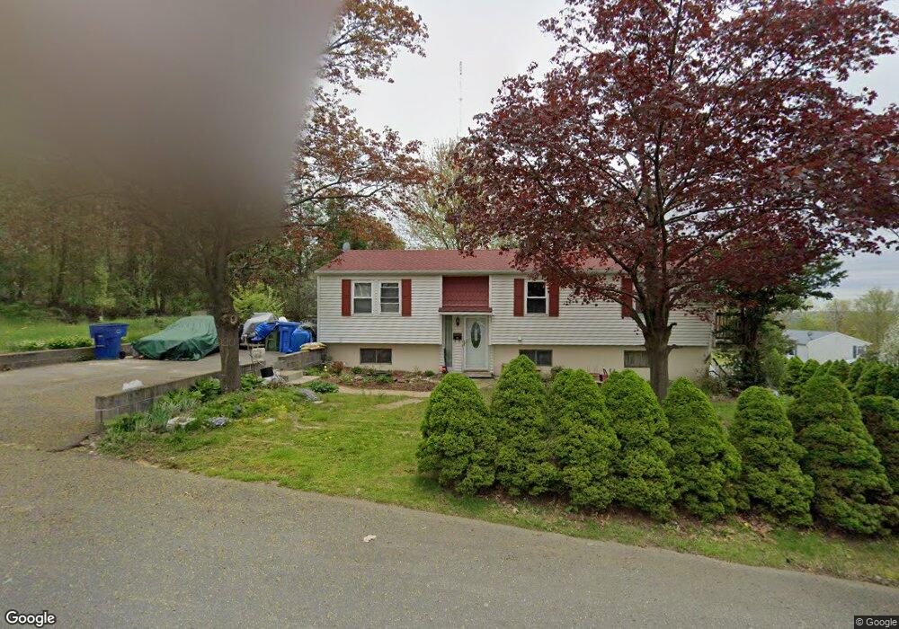 71 Quarry Hill Rd, Waterbury, CT 06706 - photo 1