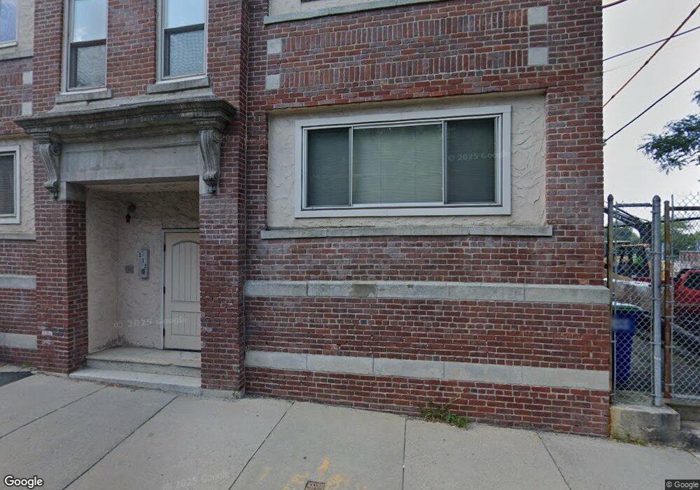 112 Central St unit 5, Somerville, MA 02143 - photo 1