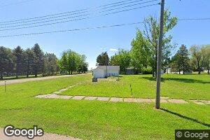 13 1st Ave, Ipswich, SD 57451