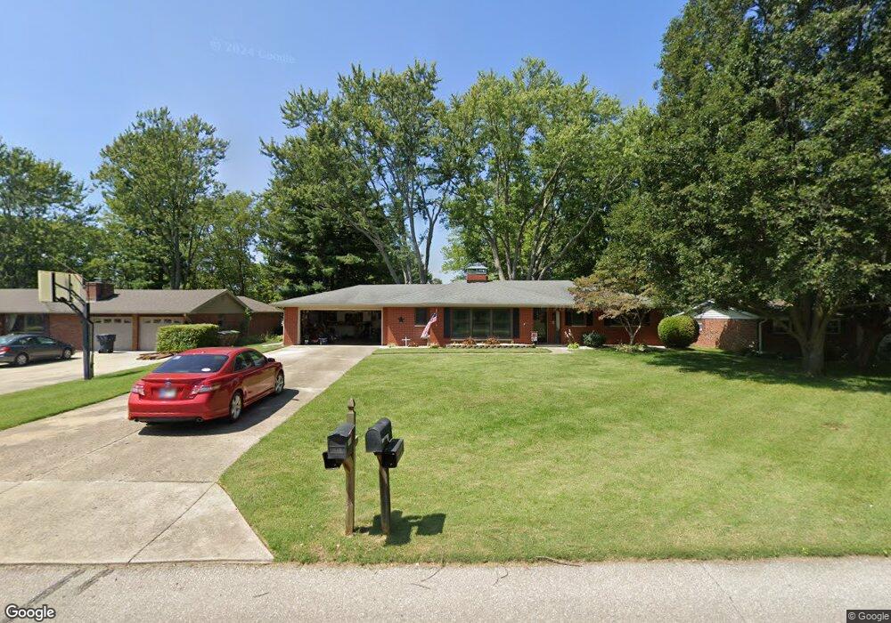 3440 Marilyn St, Columbus, IN 47203 - photo 1