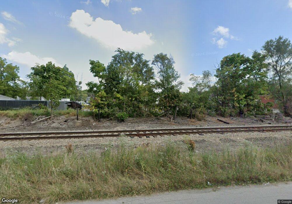 230 Sugar Creek, Lima, OH 45805 - photo 1