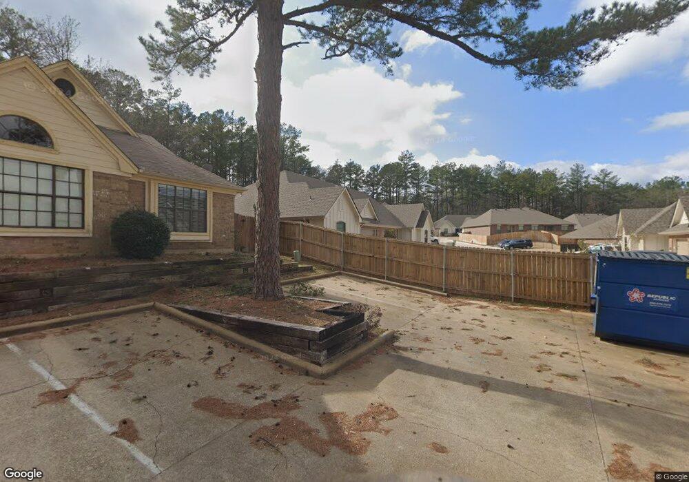 1605 Eaglewood Dr, Tyler, TX 75703 - photo 1