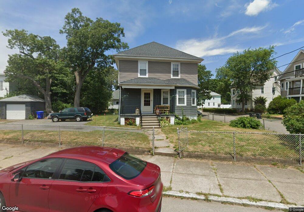 176 Robinson Ave, Pawtucket, RI 02861 - photo 1