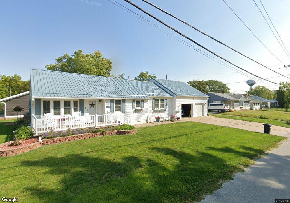 414 Springer Ave, Columbus Junction, IA 52738 - photo 1